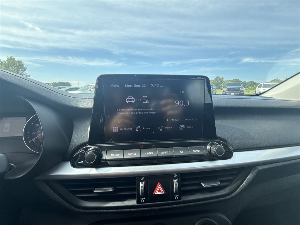 2023 Kia Forte LXS photo 12