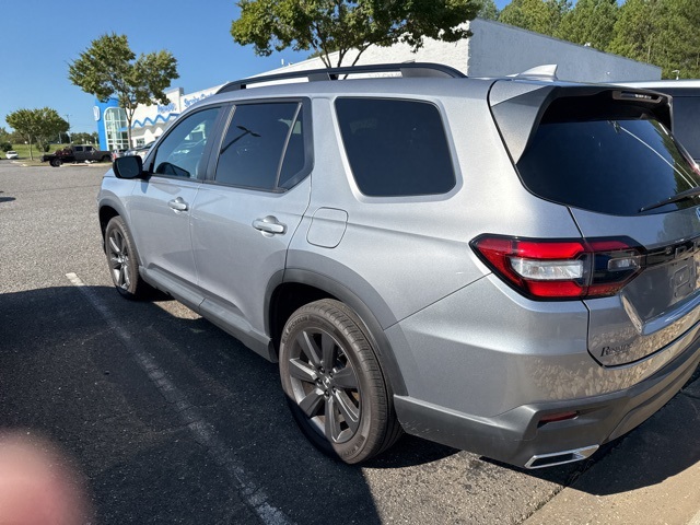 2025 Honda Pilot Sport photo 3