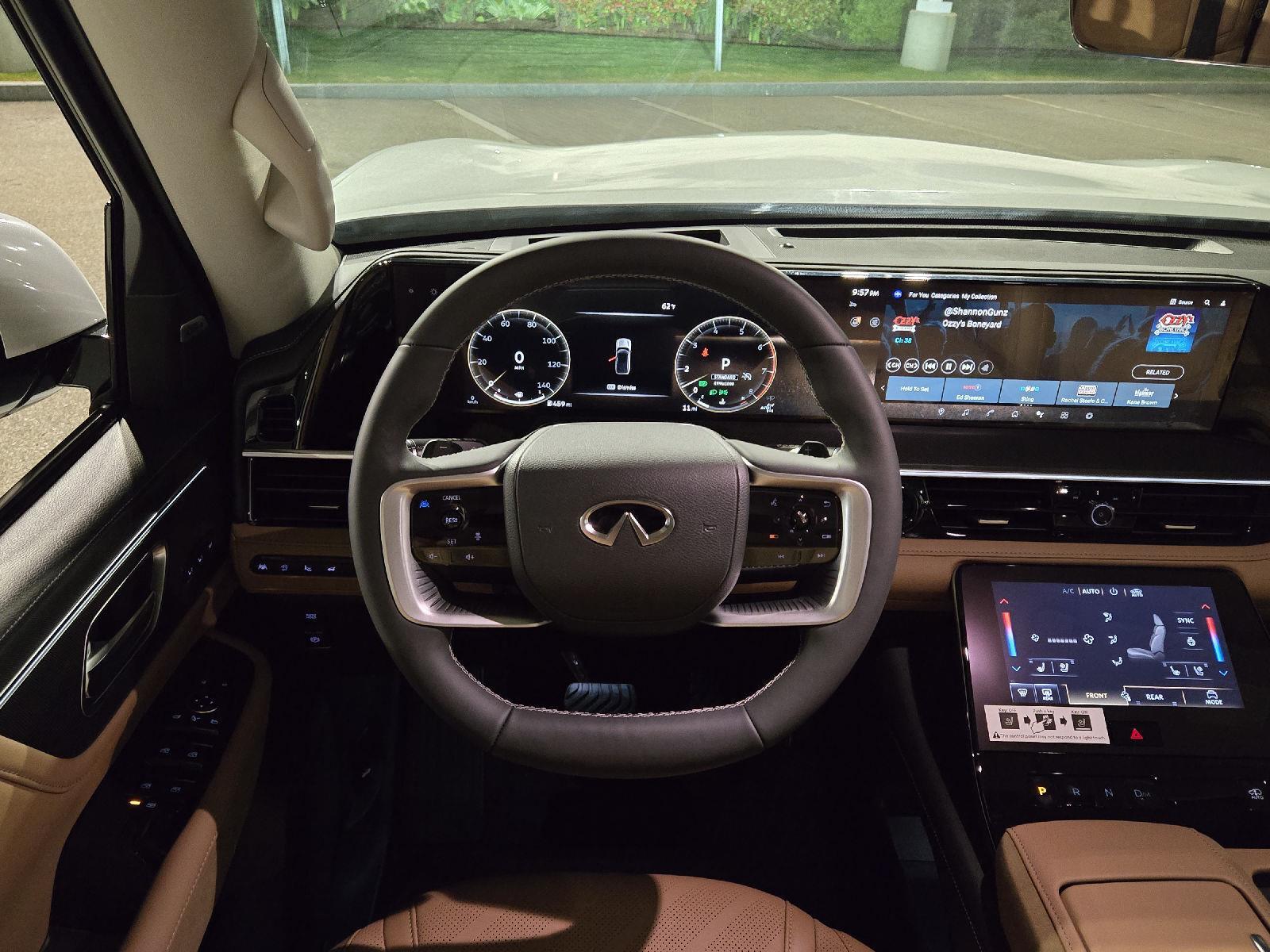 2026 Infiniti QX80 Luxe photo 10