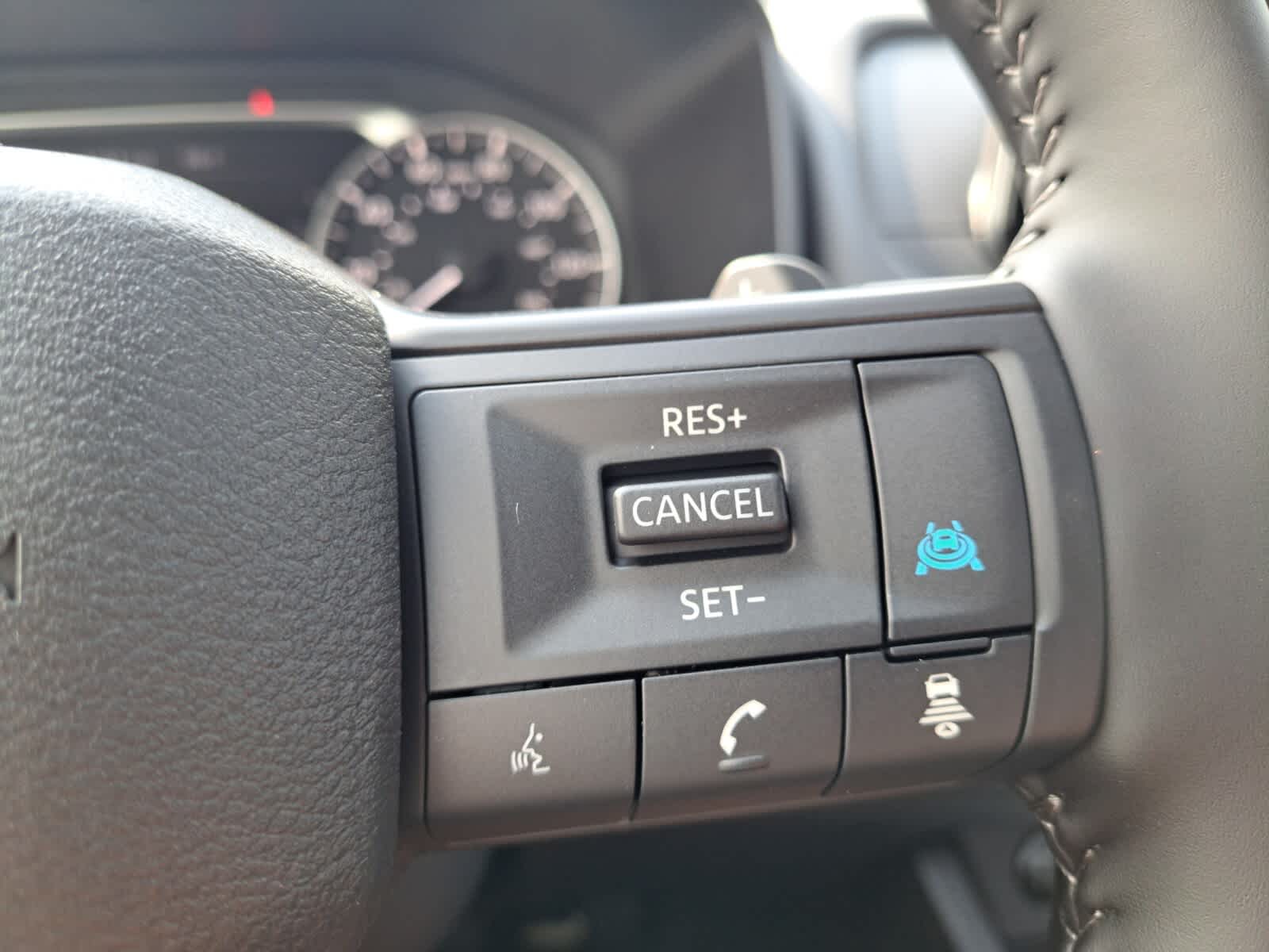 2026 Nissan Rogue SV photo 10