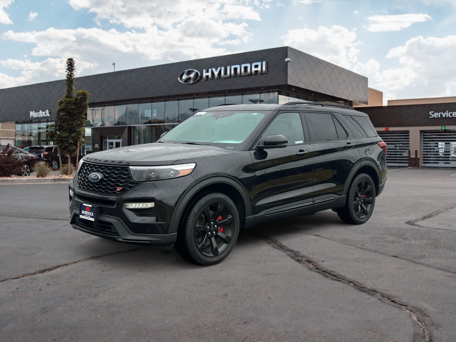 2023 Ford Explorer ST's photo