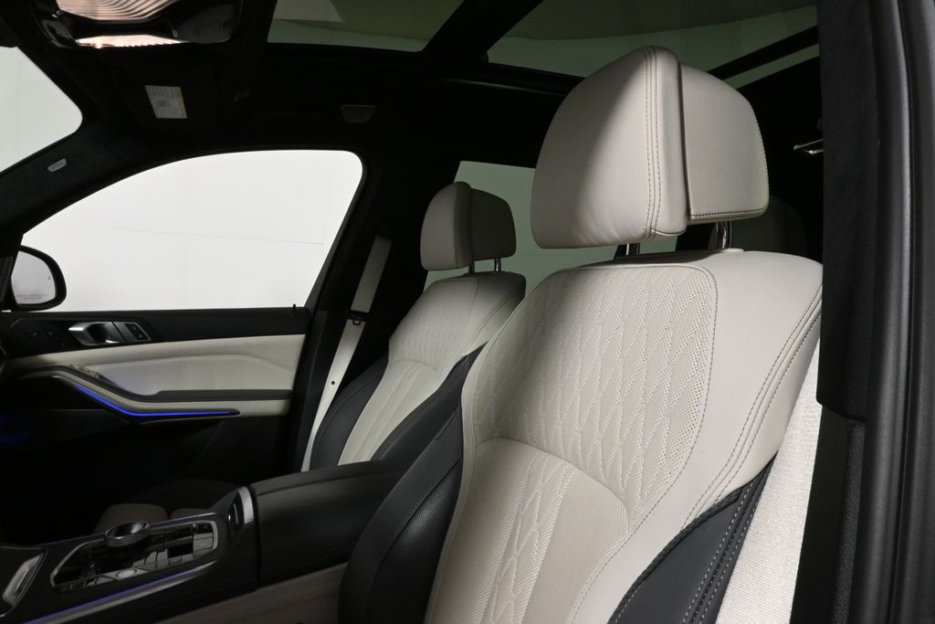 2023 Bmw X7 M60i photo 4