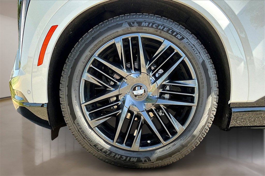2025 Cadillac Escalade IQ Sport photo 11