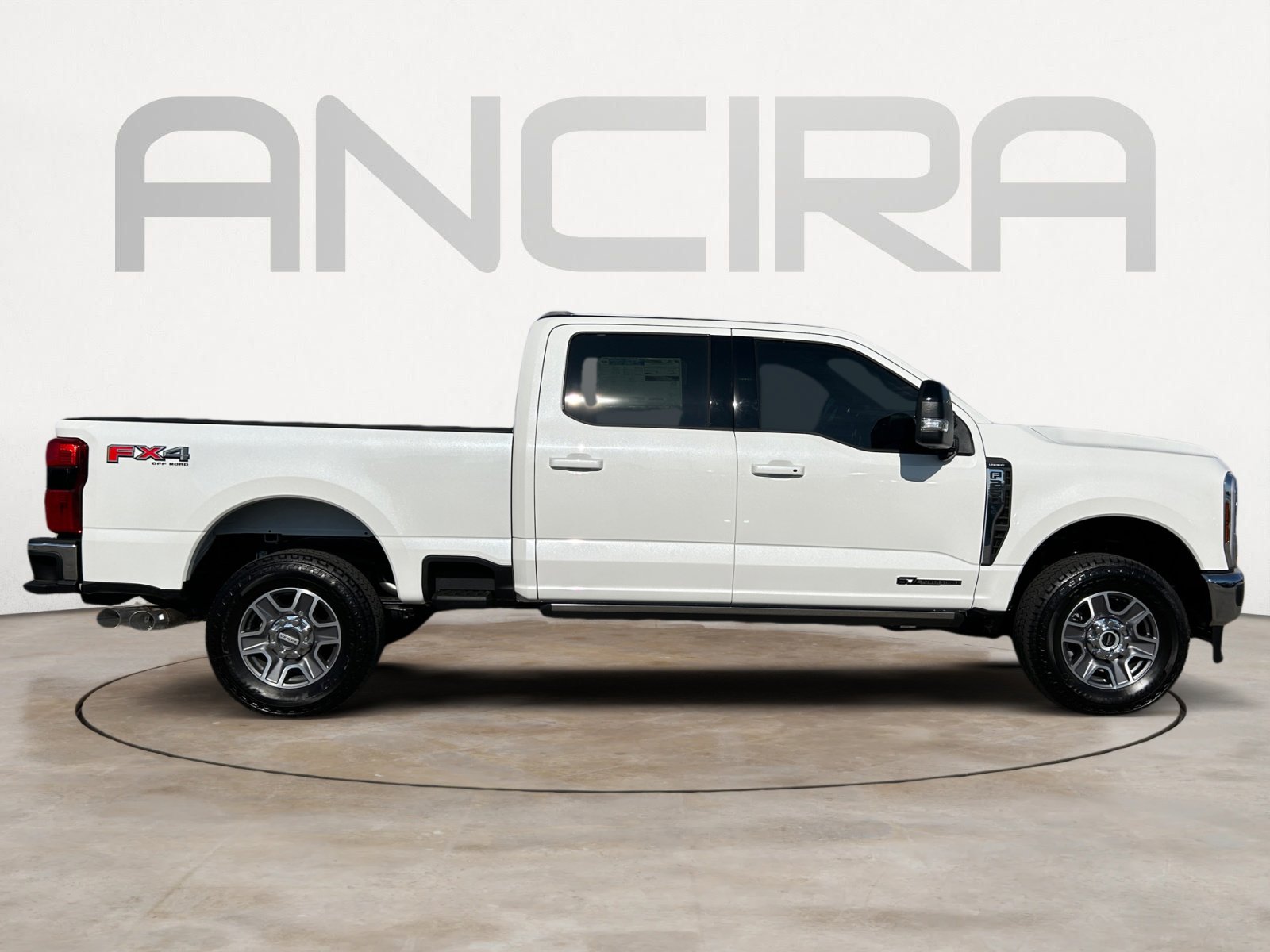 2026 Ford F-250 Lariat photo 9