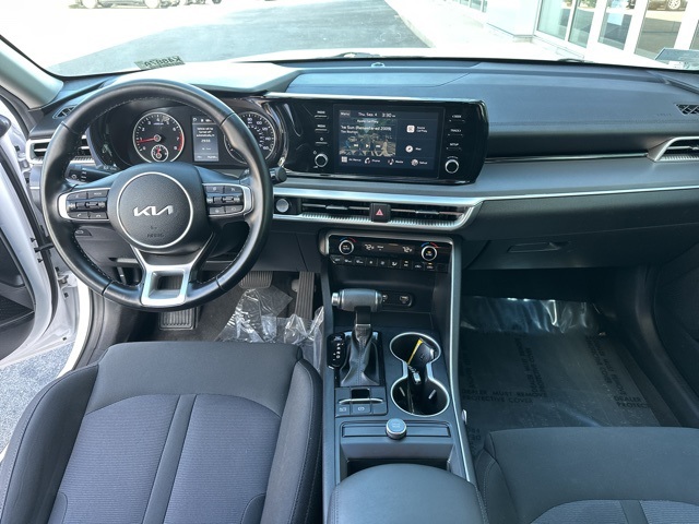 2022 Kia K5 LXS photo 12