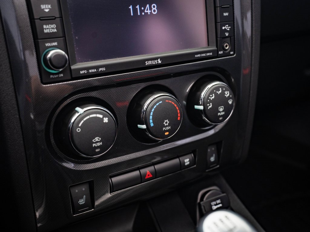 2009 Dodge Challenger SRT8 photo 26