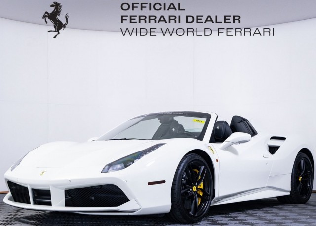 2018 Ferrari 488 Spider Base