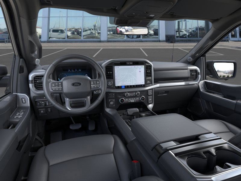 2025 Ford F-150 XLT photo 9