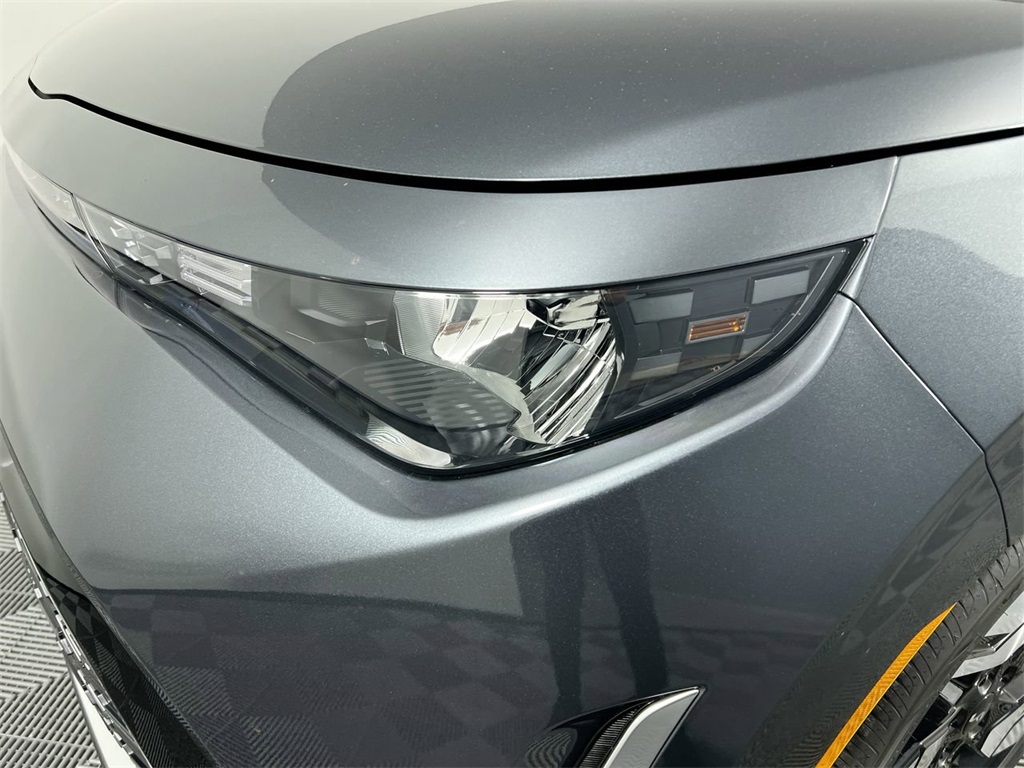 2025 Kia Soul GT-Line photo 8