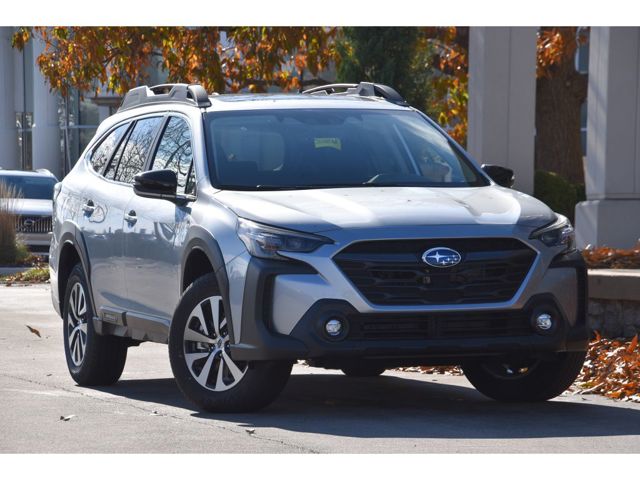 2025 Subaru Outback Premium's photo