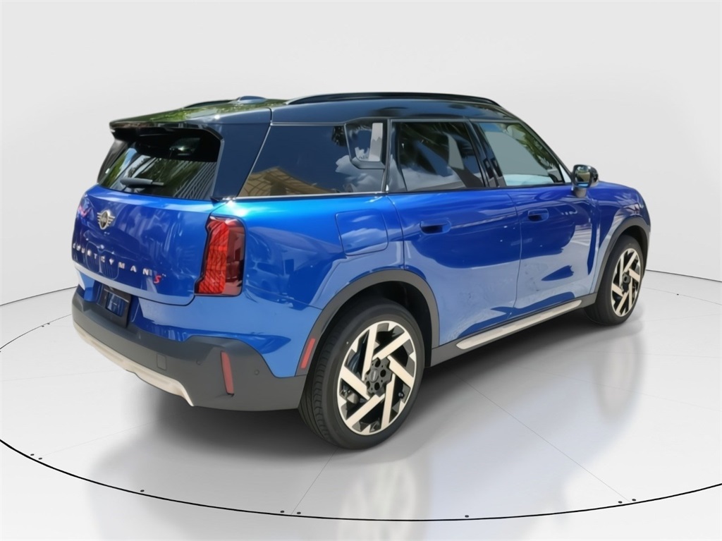 2025 Mini Cooper S ALL4 photo 3