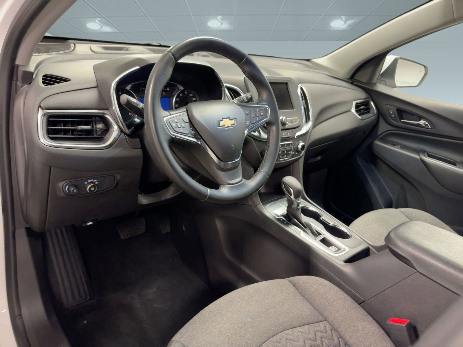 2024 Chevrolet Equinox LT photo 4