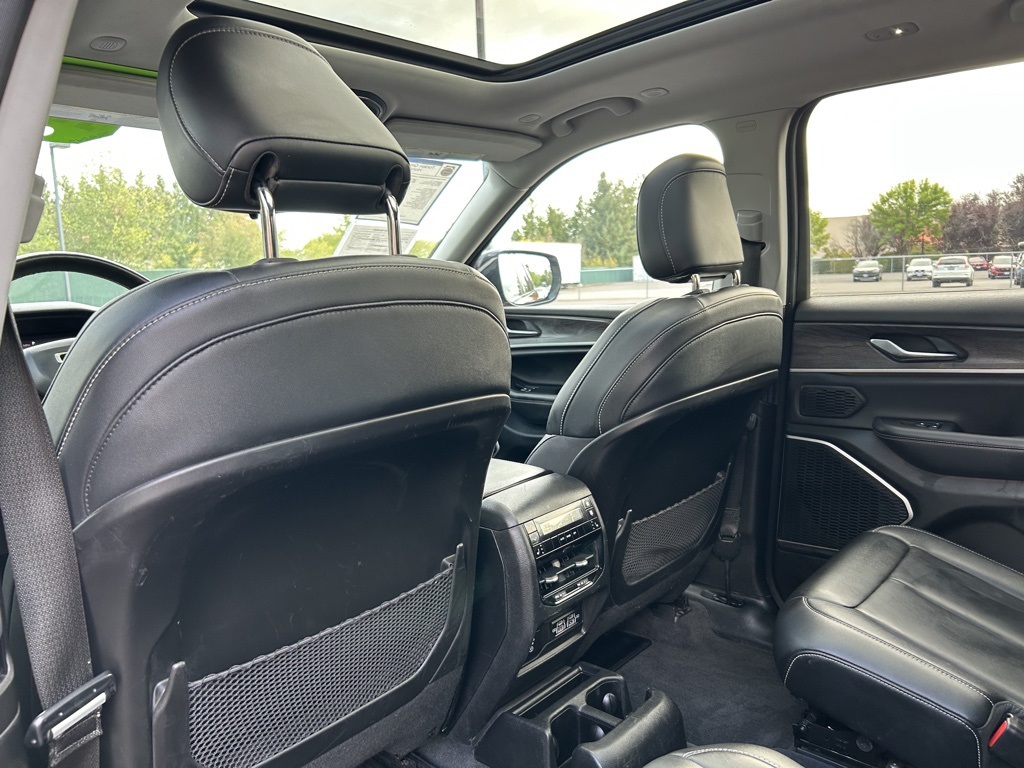 2022 Jeep Grand Cherokee Limited photo 23