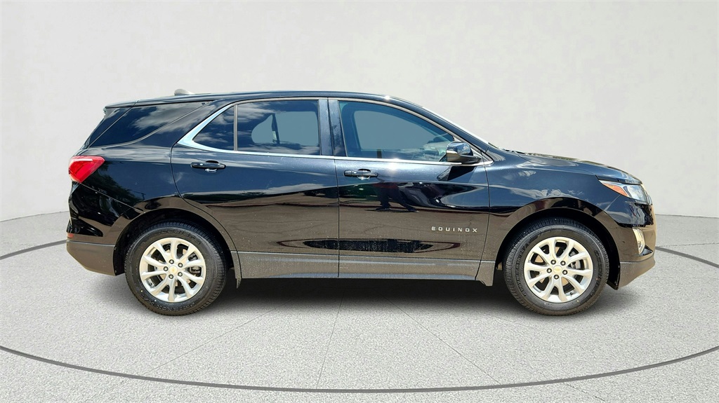 2022 Chevrolet Equinox LT photo 11