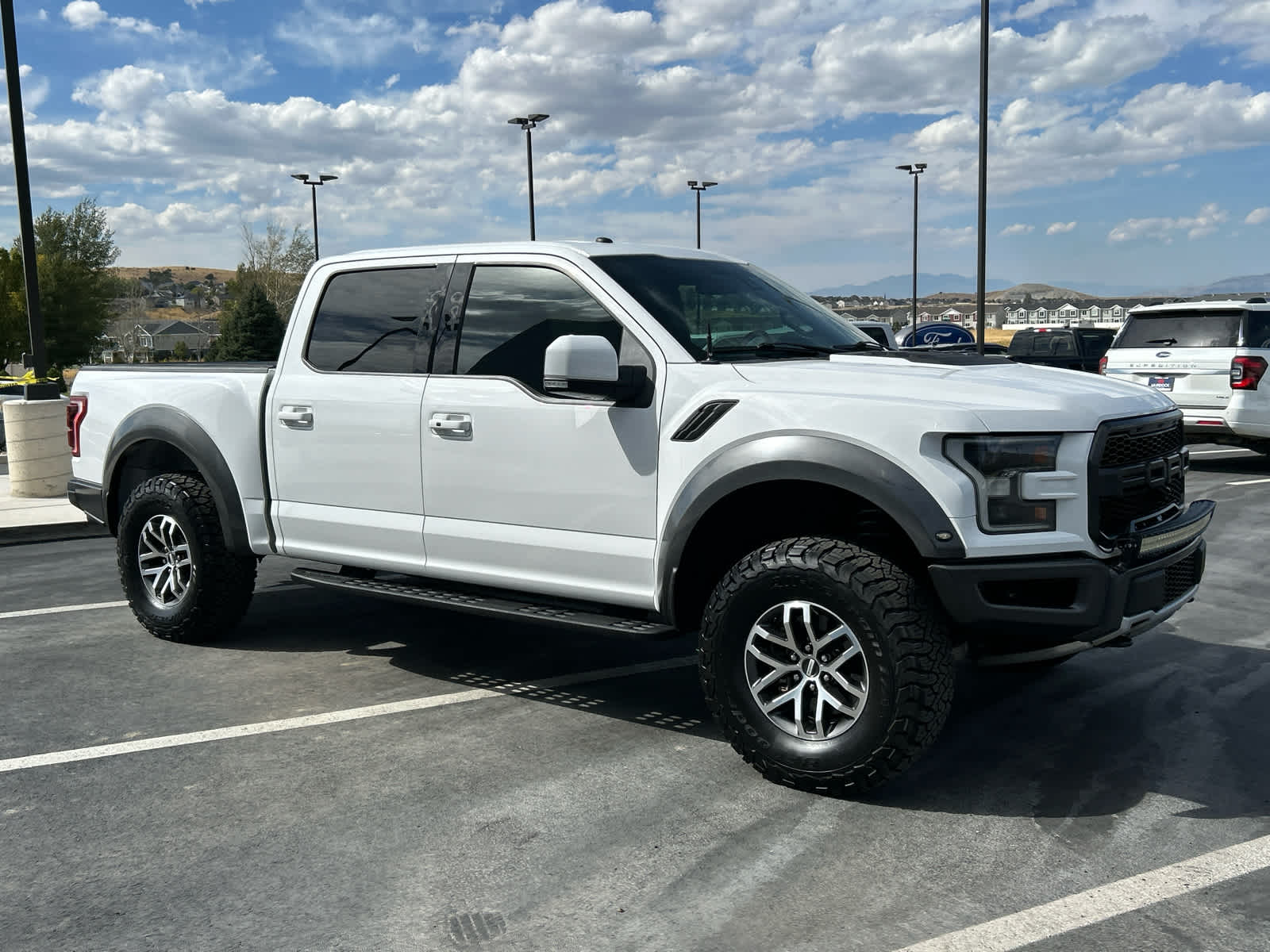2017 Ford F-150 Raptor photo 4
