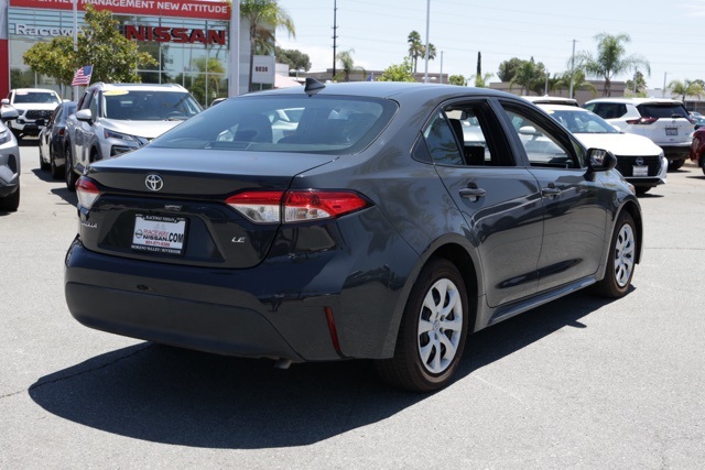 2024 Toyota Corolla LE photo 3