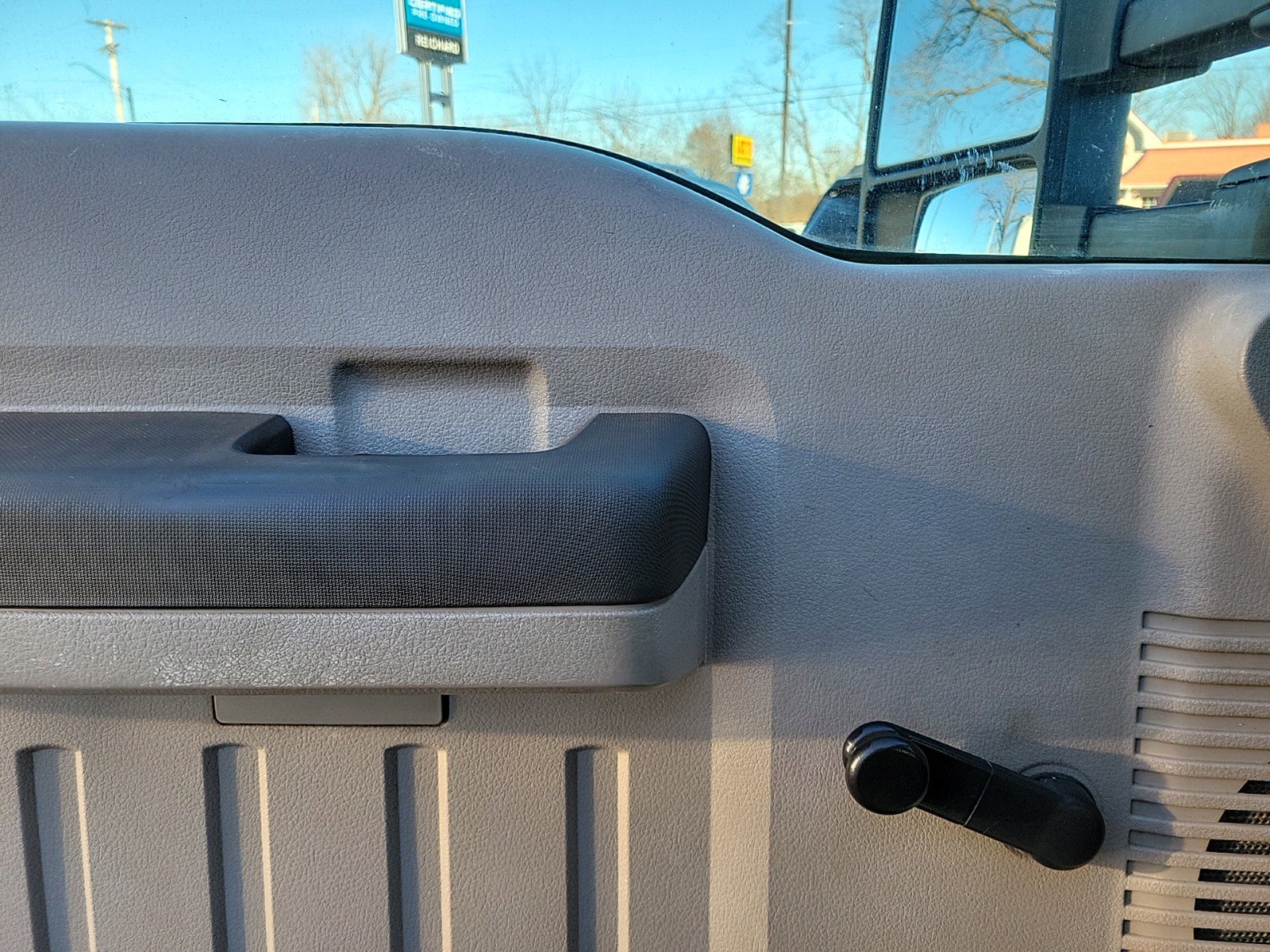 2009 Ford F-450 XL photo 13