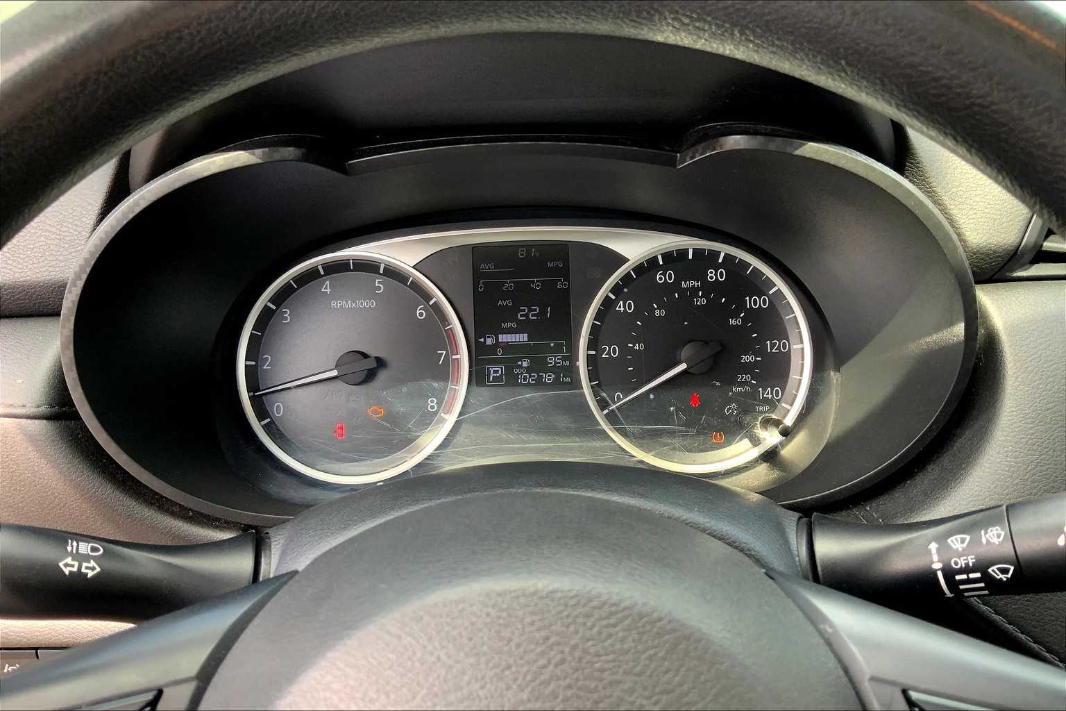 2020 Nissan Versa S photo 23