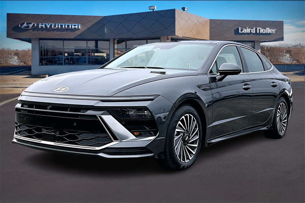 2025 Hyundai Sonata Hybrid Limited's photo