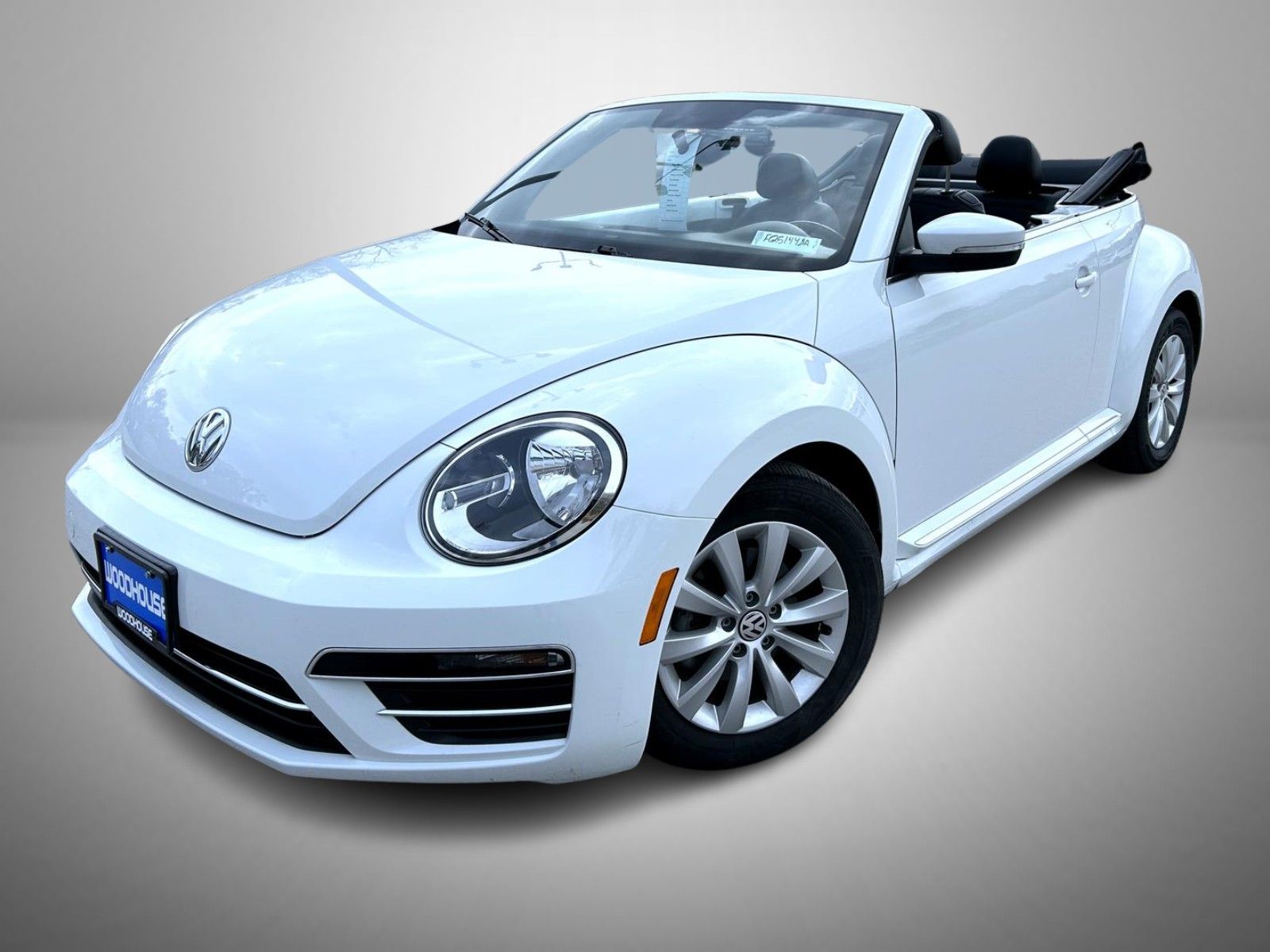 2018 Volkswagen Beetle Coast's photo