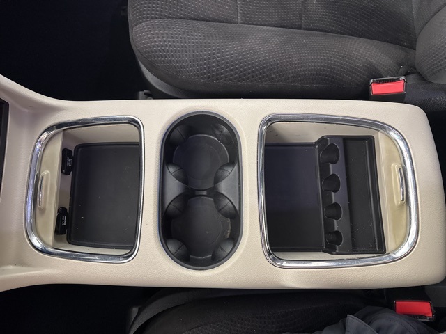2013 Dodge Grand Caravan Crew photo 18