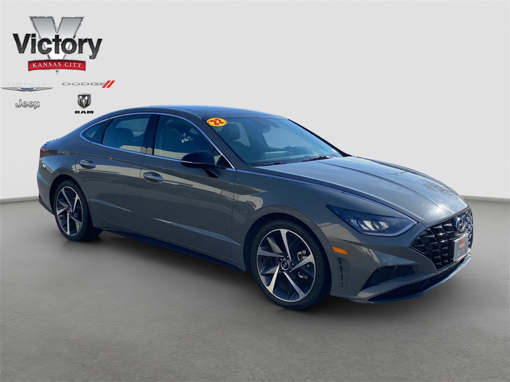 2022 Hyundai Sonata SEL Plus's photo