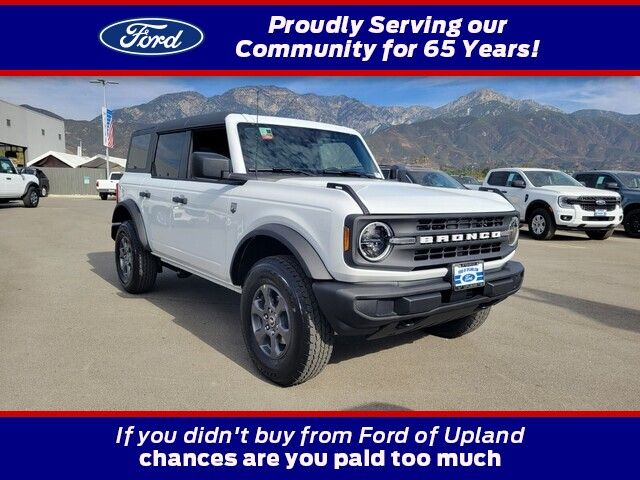 2025 Ford Bronco 4-Door Big Bend's photo