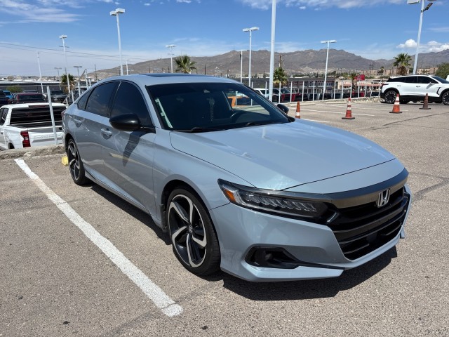 Used 2022  Honda Sport image 6