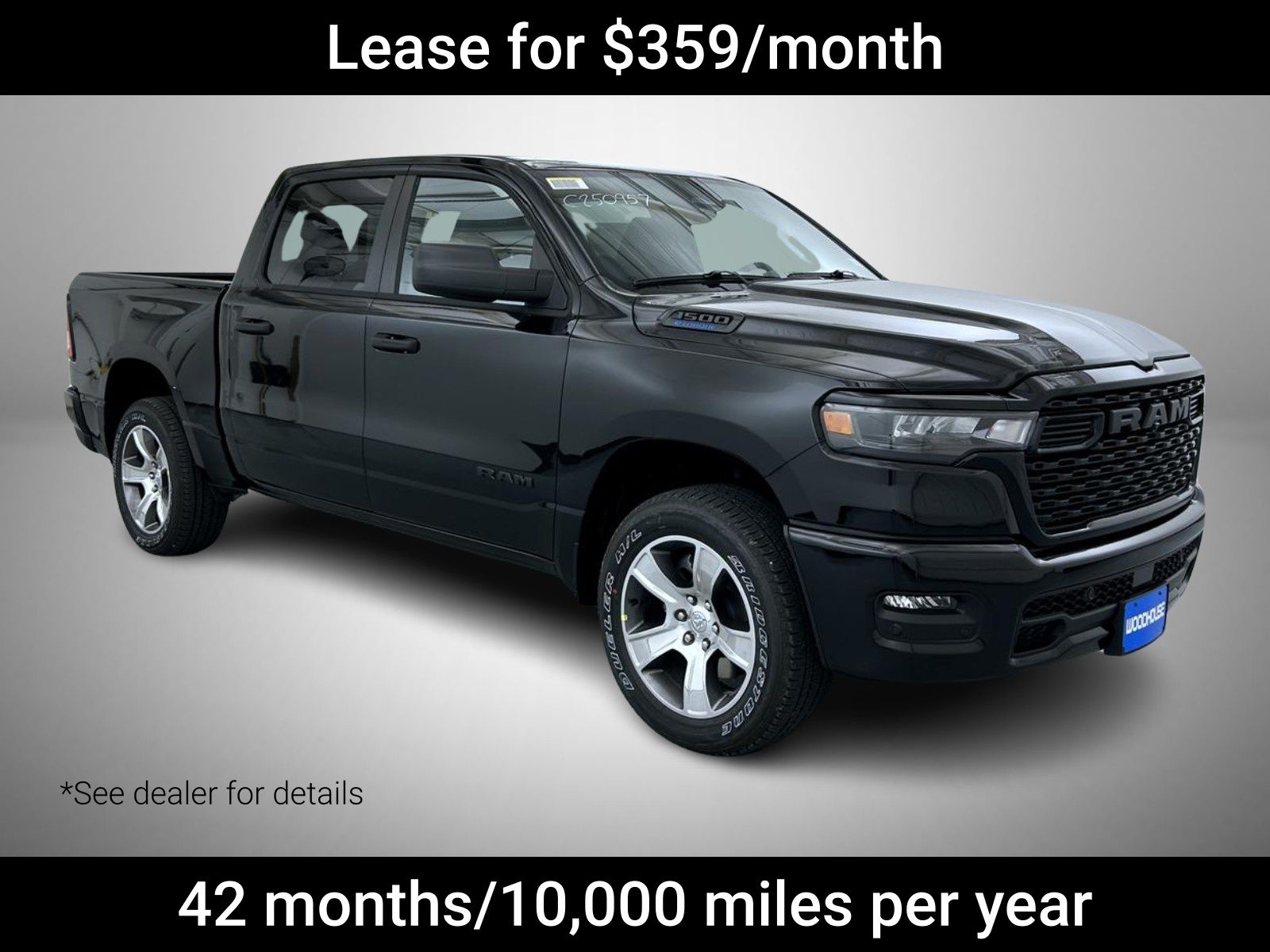 2025 Ram 1500 Tradesman photo 3