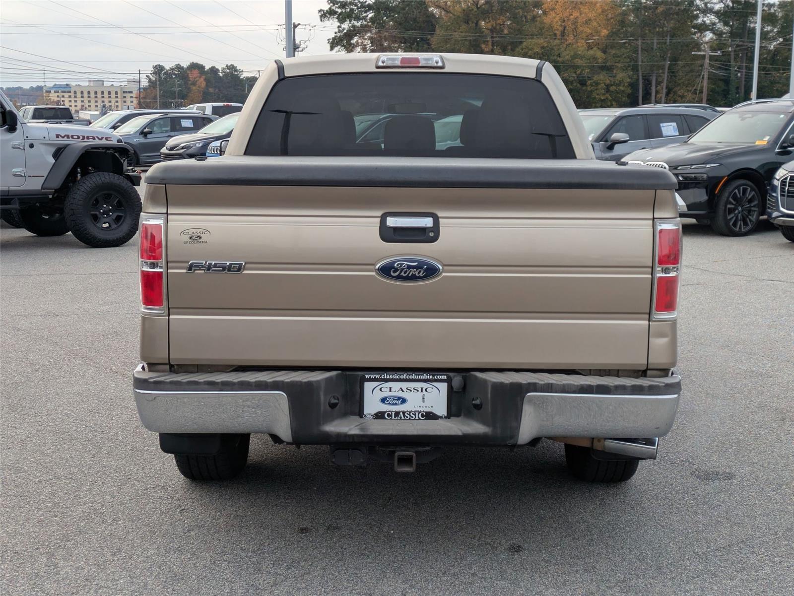 2011 Ford F-150 XLT photo 3