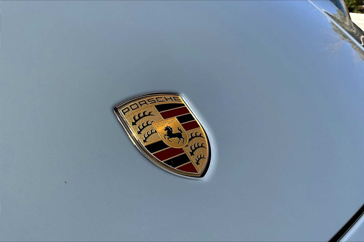2024 Porsche 911 S photo 24