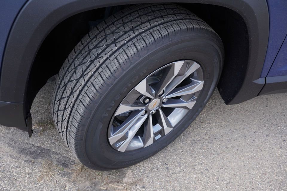 2026 Chevrolet Equinox LT photo 7
