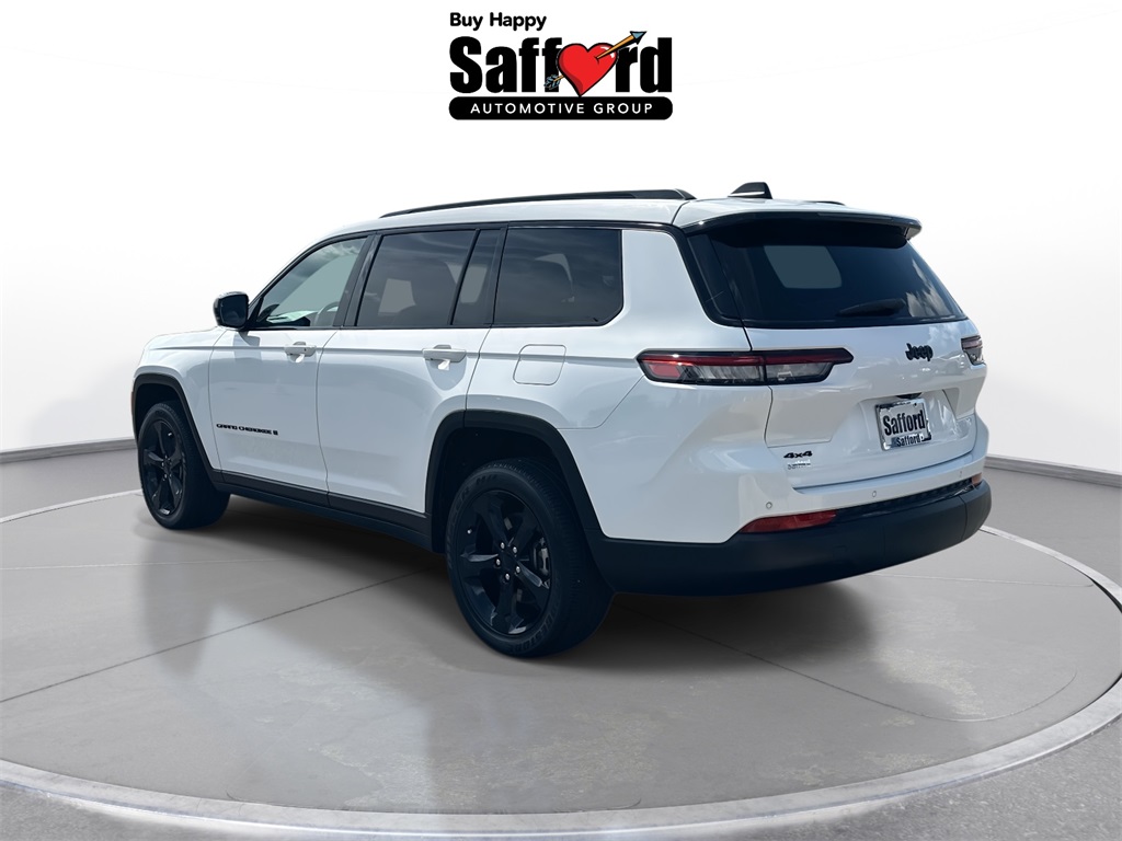 2024 Jeep Grand Cherokee Altitude photo 4