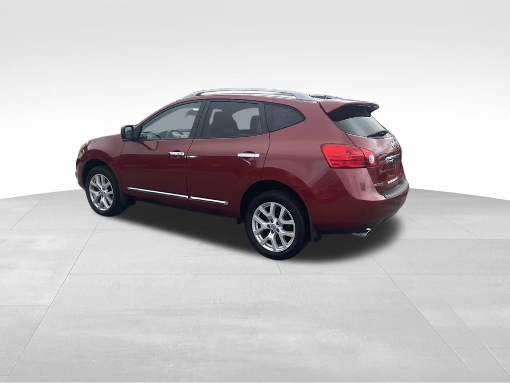 2012 Nissan Rogue SL photo 4