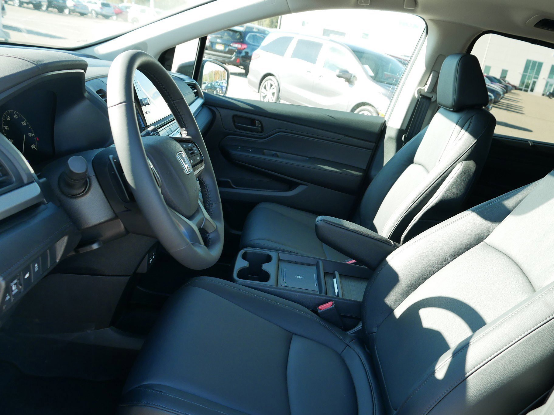 2026 Honda Odyssey EX-L photo 4