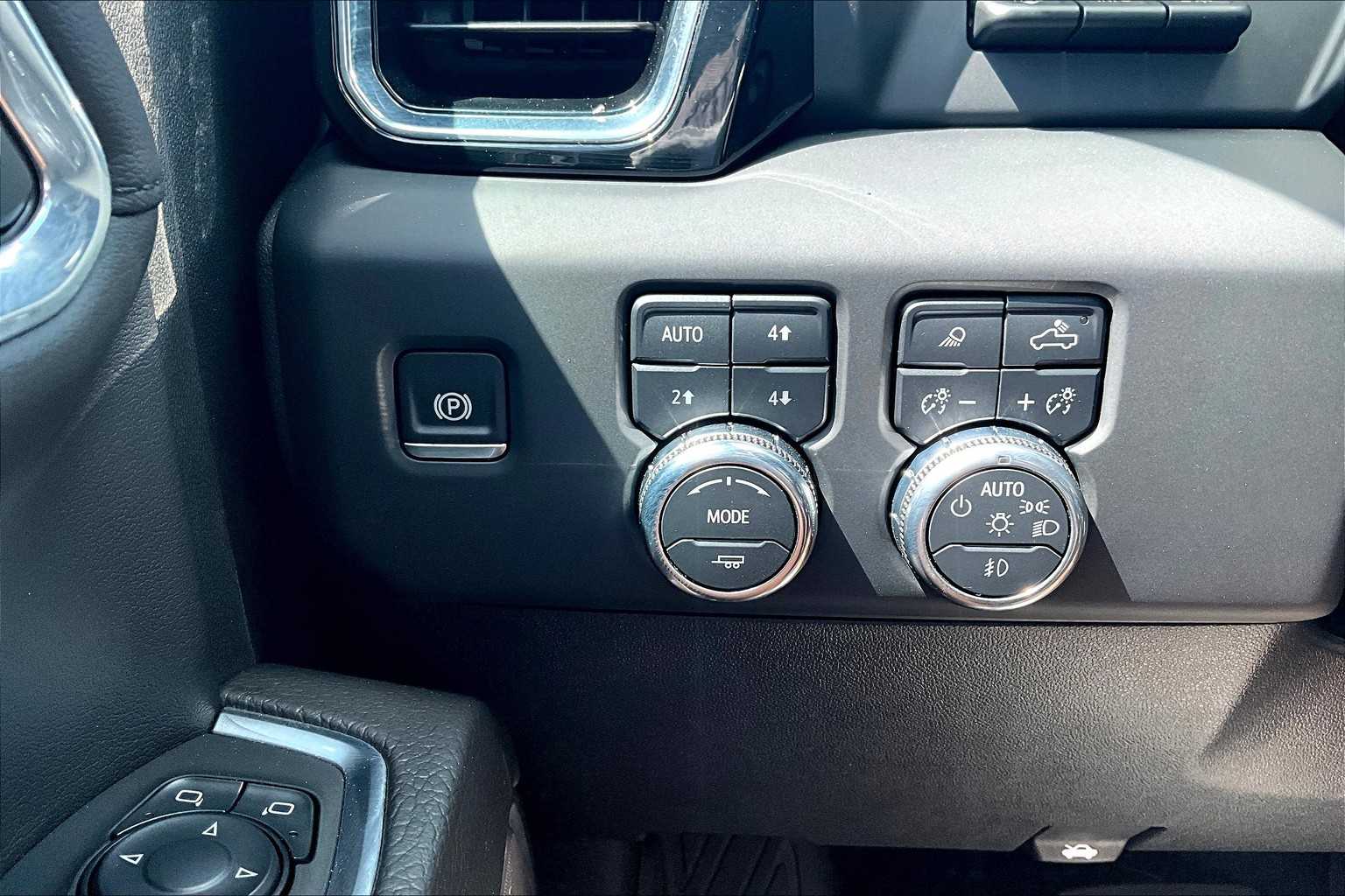 2024 Gmc Sierra Denali photo 34
