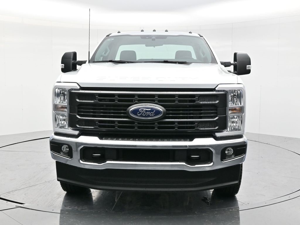 2026 Ford F-250 XL photo 2