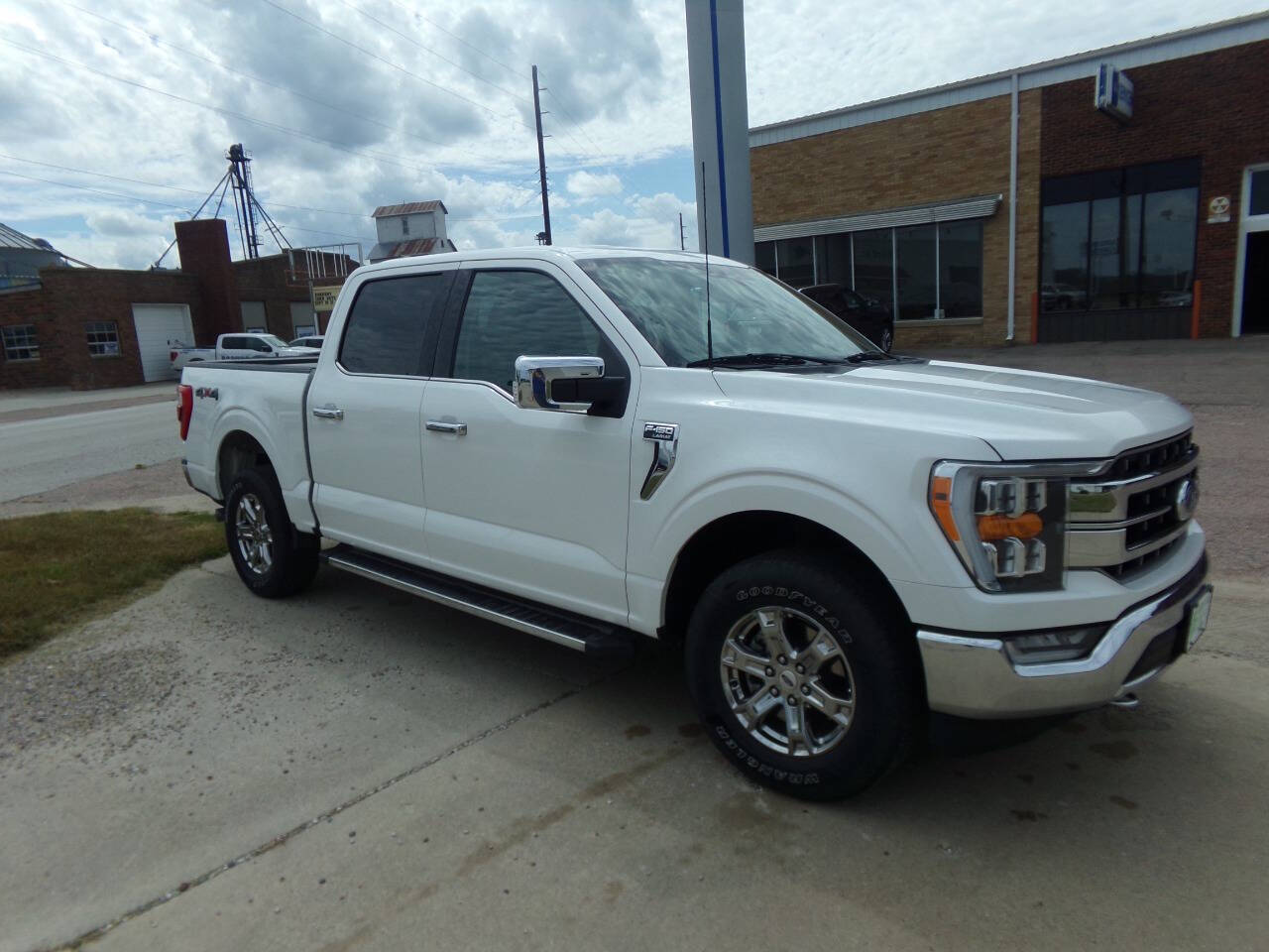 2021 Ford F-150 Lariat's photo