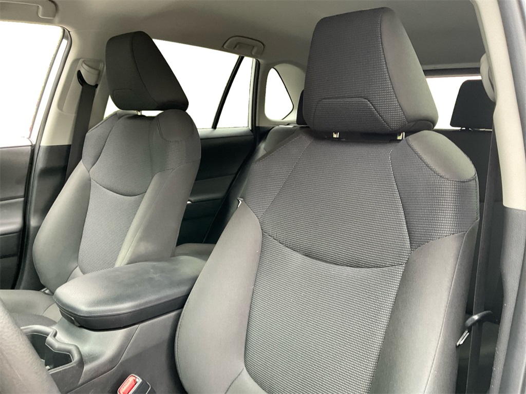 2024 Toyota RAV4 LE photo 23