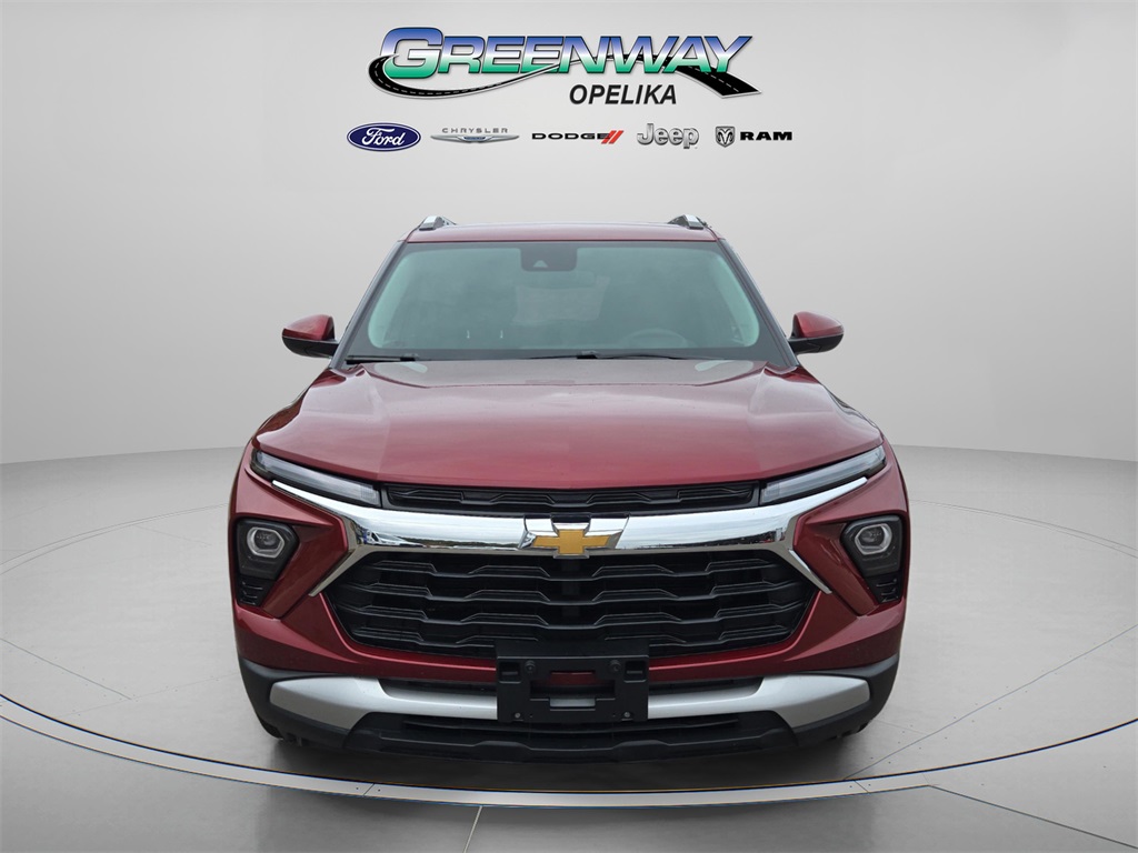 2025 Chevrolet Trailblazer LT photo 2