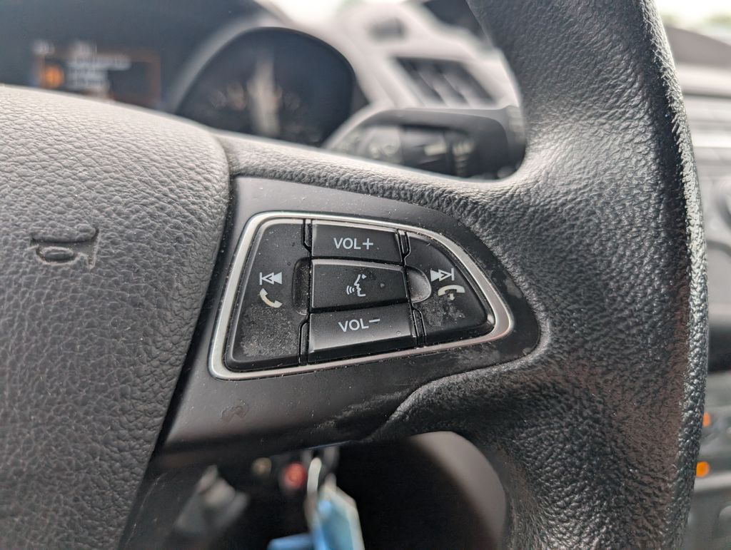 2018 Ford Escape S photo 10