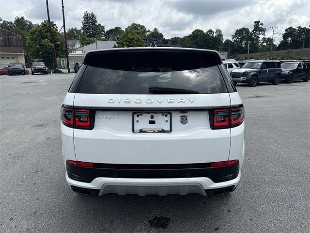 2024 Land Rover Discovery Sport S photo 4