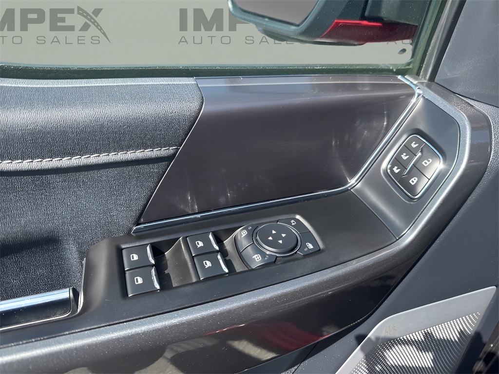 2023 Ford F-150 Lariat photo 24