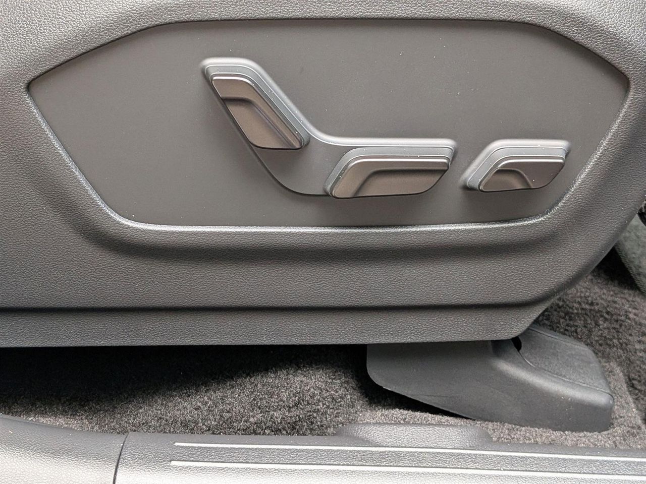 2025 Hyundai Santa Fe Calligraphy photo 42