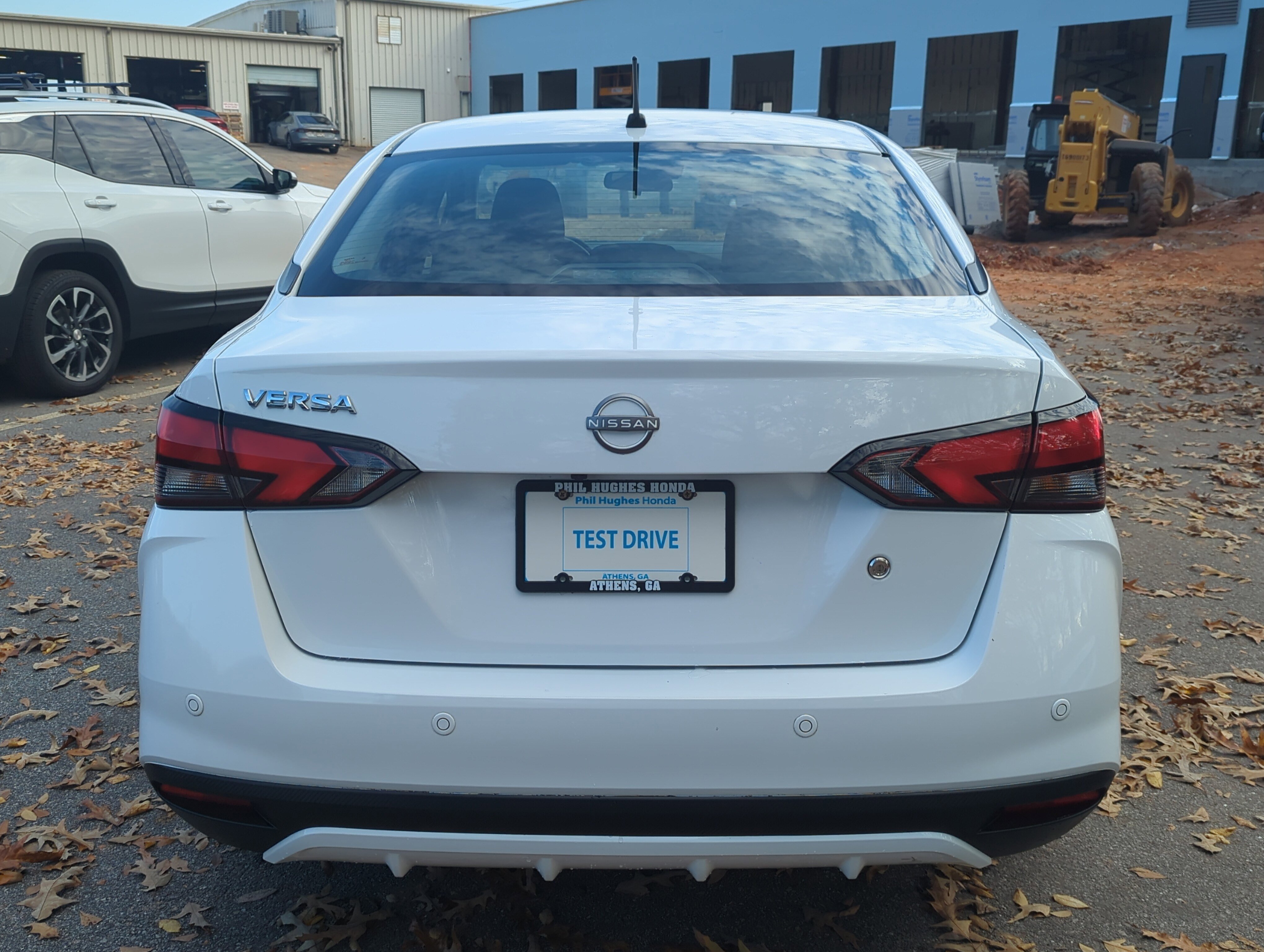 2023 Nissan Versa S photo 3