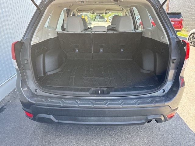 2022 Subaru Forester Base photo 14