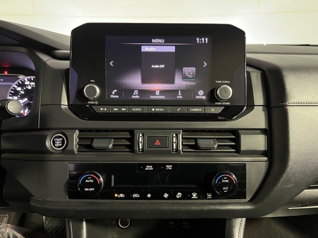 2024 Nissan Pathfinder S photo 12