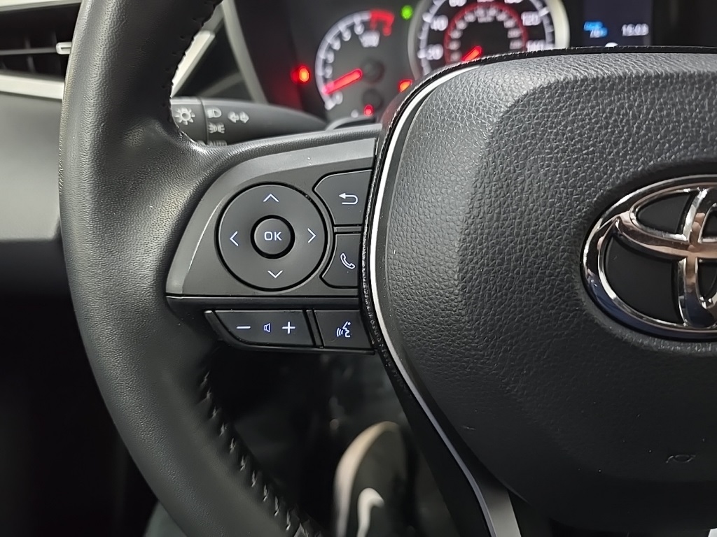 2021 Toyota Corolla SE photo 19