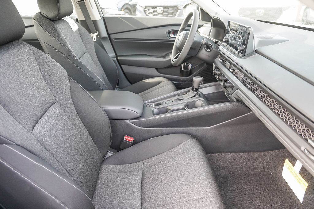 2025 Honda Accord SE photo 19