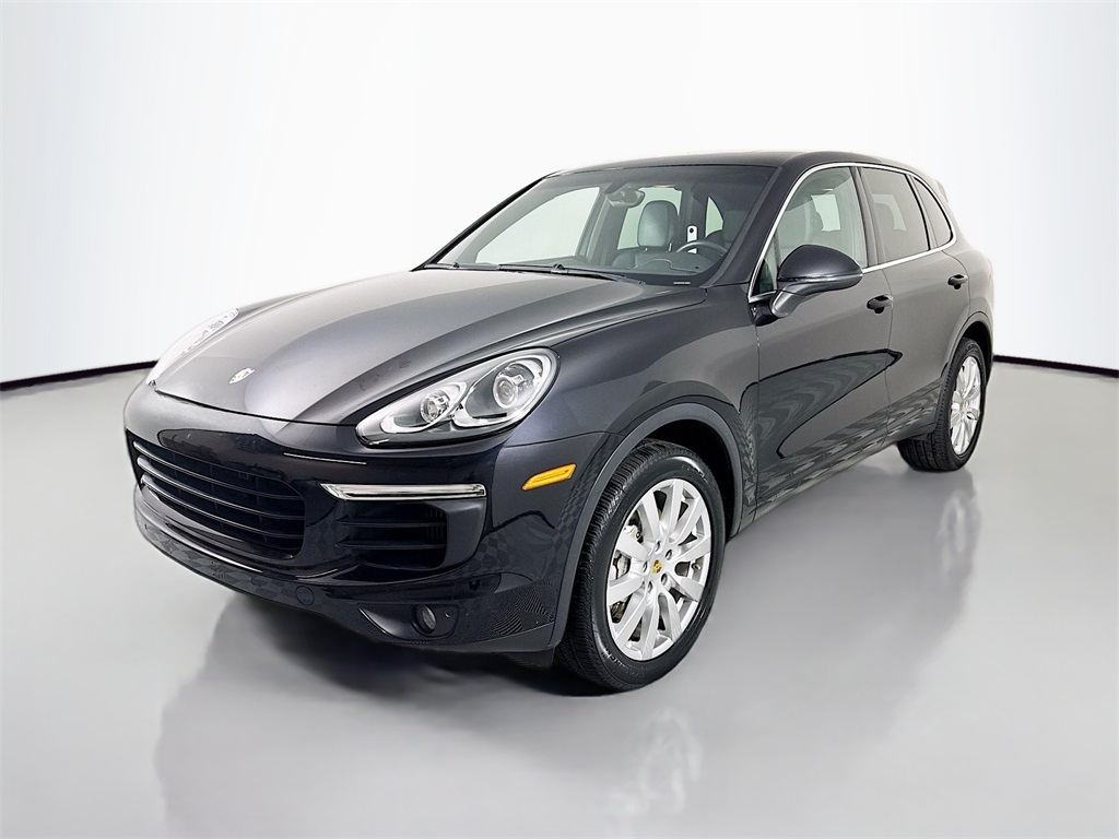 2016 Porsche Cayenne S's photo